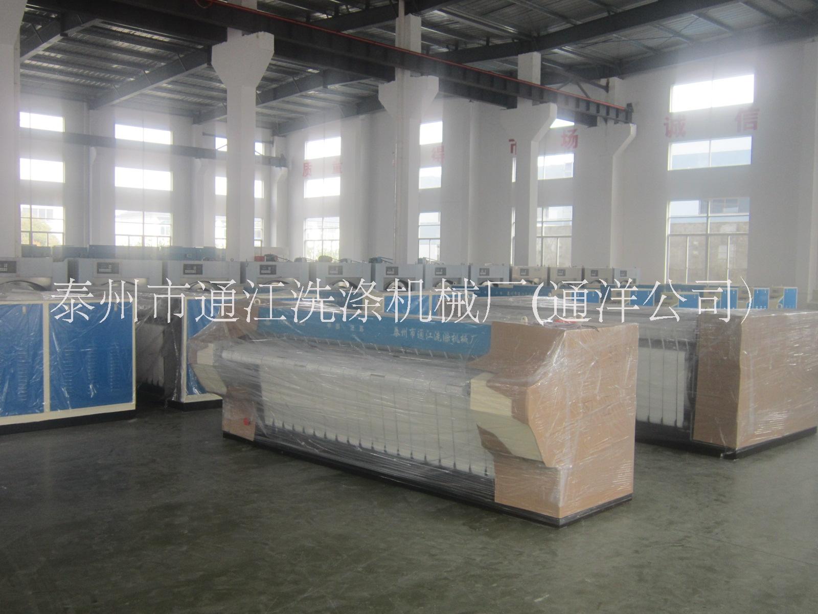 蒸汽型雙滾燙平機(jī)，三滾燙平機(jī)全國*產(chǎn)品，節(jié)能*