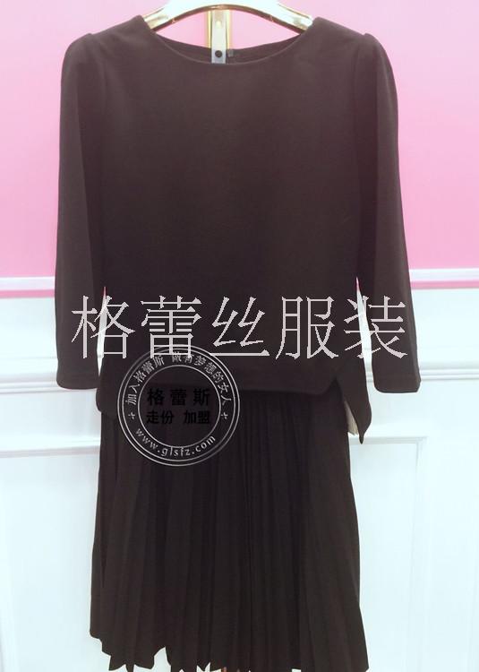 新款連衣裙品牌折扣女裝尾貨批發(fā)