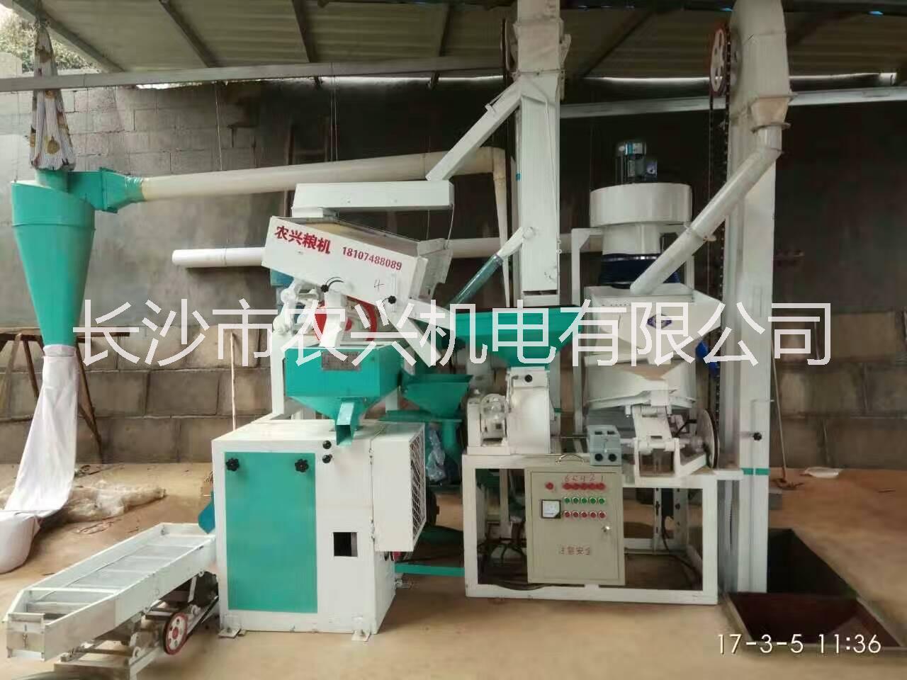 供應(yīng)四川成套打米機(jī)  水稻剝殼機(jī)糧食加工機(jī)械2017年全新改版