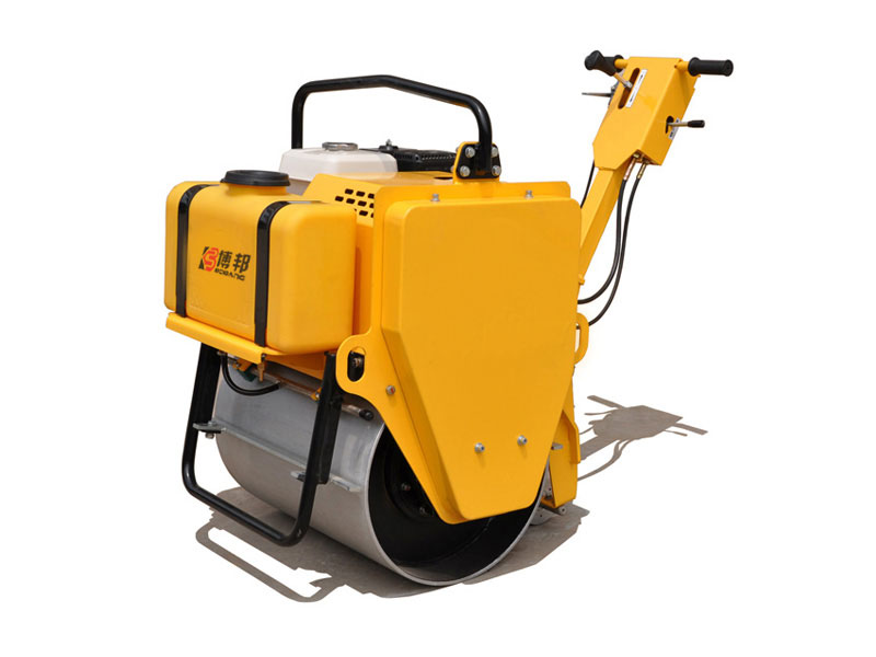 手扶式單輪振動(dòng)壓路機(jī)