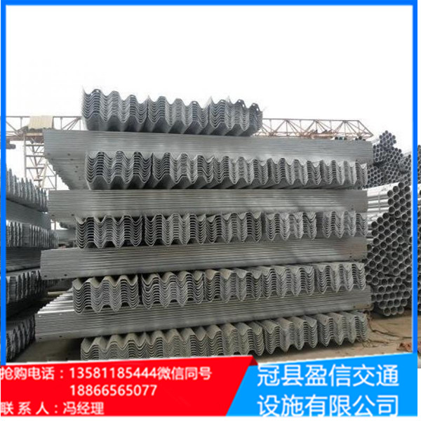 Gr-A-4C路側(cè)A級雙波波形梁   立柱，防阻塊，托架，等交通設施