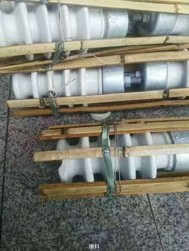 河北瓷瓶絕緣子批發(fā) 河北瓷瓶絕緣子回收 河北*陶瓷瓶絕緣子回收