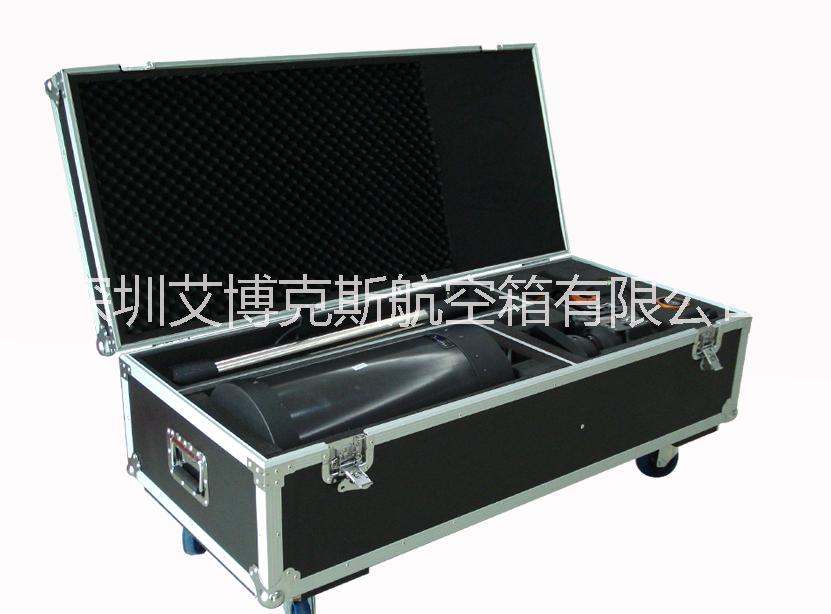 深圳艾博克斯LED大屏幕航空箱