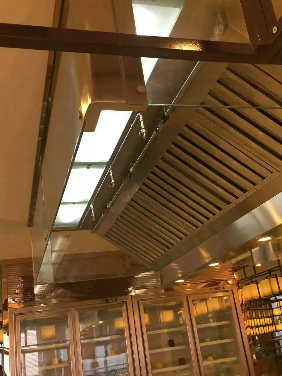 廚房灶臺(tái)自動(dòng)滅火設(shè)備 廚房灶臺(tái)自動(dòng)滅火裝置