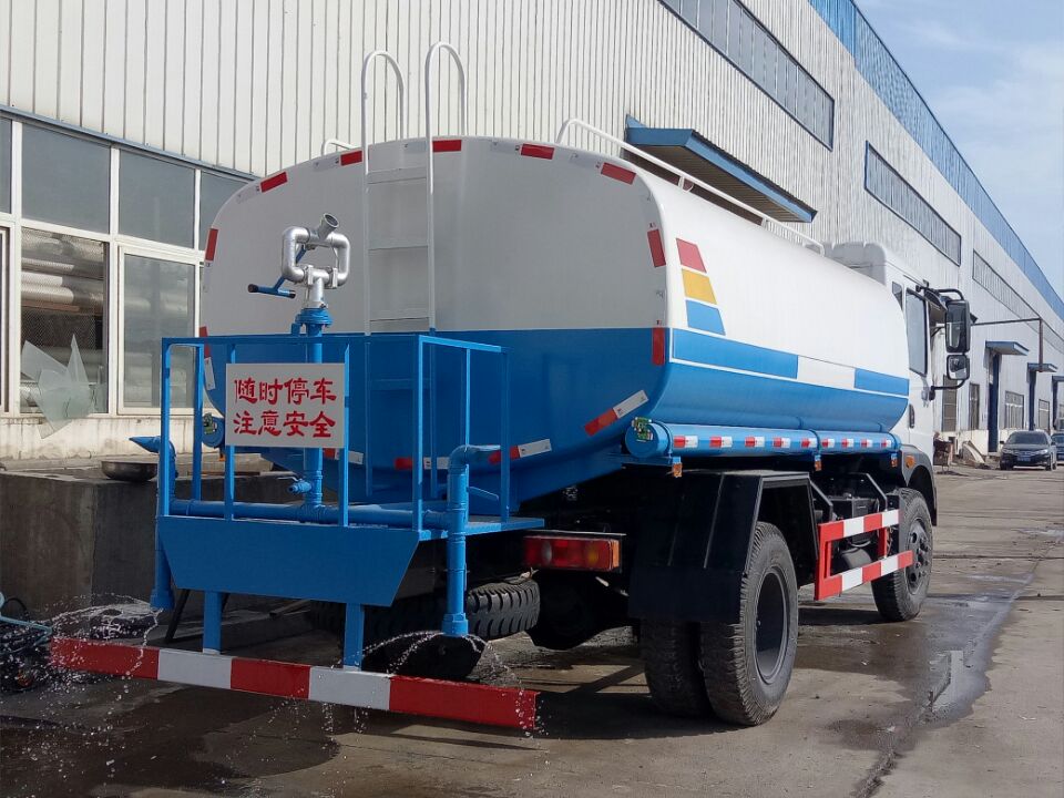 工程噴灑車在哪買便宜