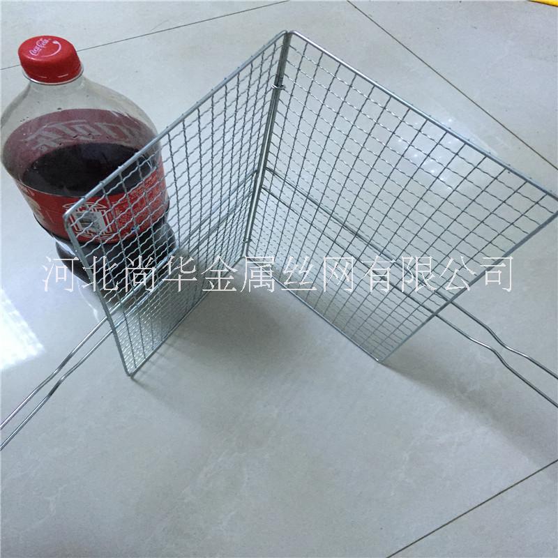 不銹鋼點焊網(wǎng)片，不銹鋼燒烤網(wǎng)片廠家定做，河北304點焊網(wǎng)片定做