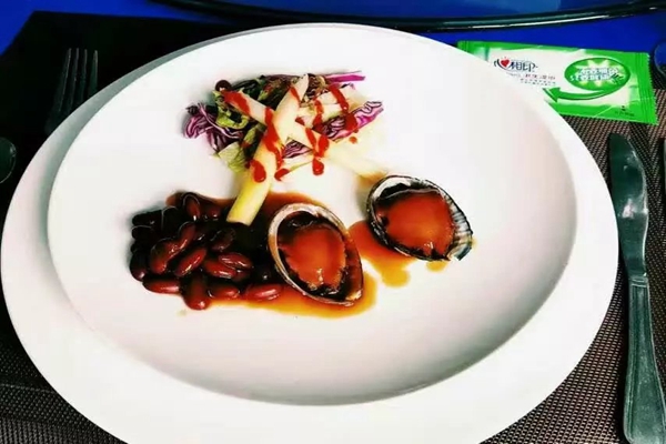 深圳客戶(hù)答謝宴會(huì)外賣(mài)高端西餐位上配送