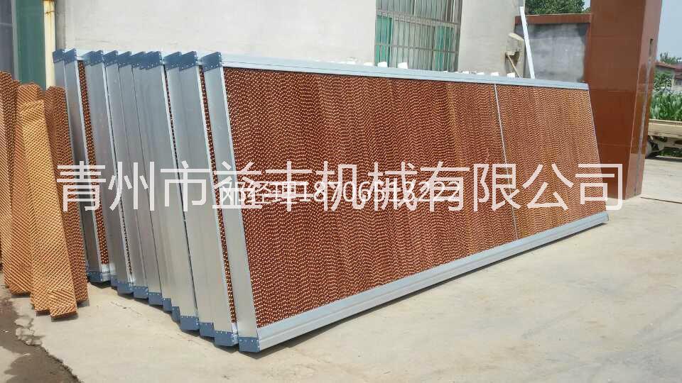 雞舍推拉風(fēng)機(jī) 雞舍濕簾風(fēng)機(jī) 江西雞舍風(fēng)機(jī) 山西雞舍風(fēng)機(jī)