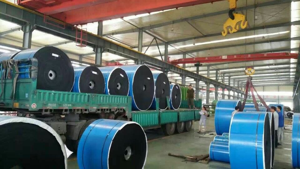 耐燒灼輸送帶 防火輸送帶 優(yōu)質(zhì)耐燒灼輸送帶批發(fā) 耐燒灼輸送帶價格