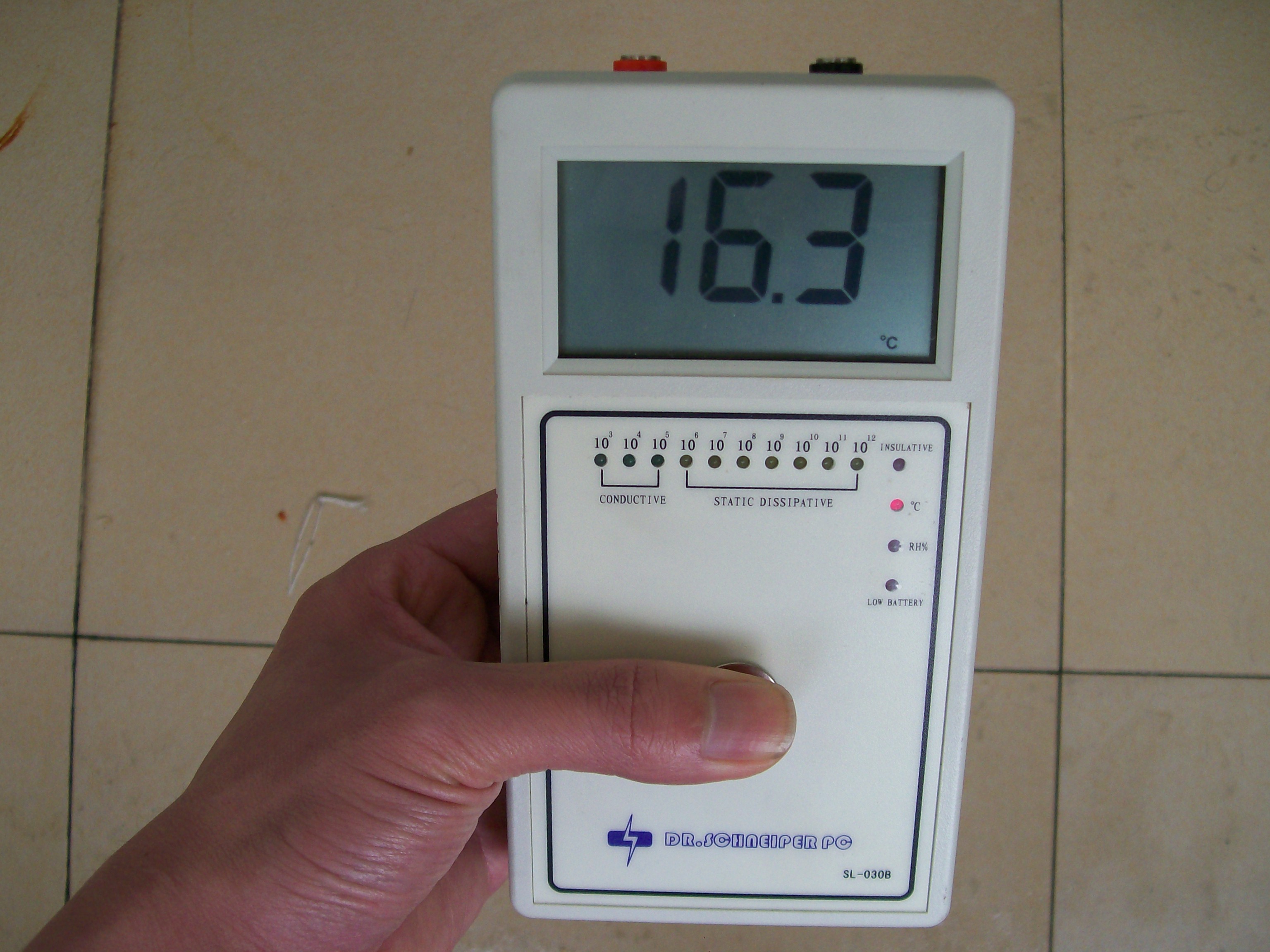 表面電阻測(cè)試儀SL-030B現(xiàn)貨新款SL-030B價(jià)格手持式靜電測(cè)試儀SL-030B電阻檢測(cè)儀
