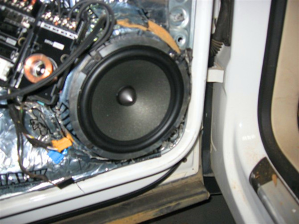 大眾途觀汽車音響改裝喇叭 濰坊成功汽車音響