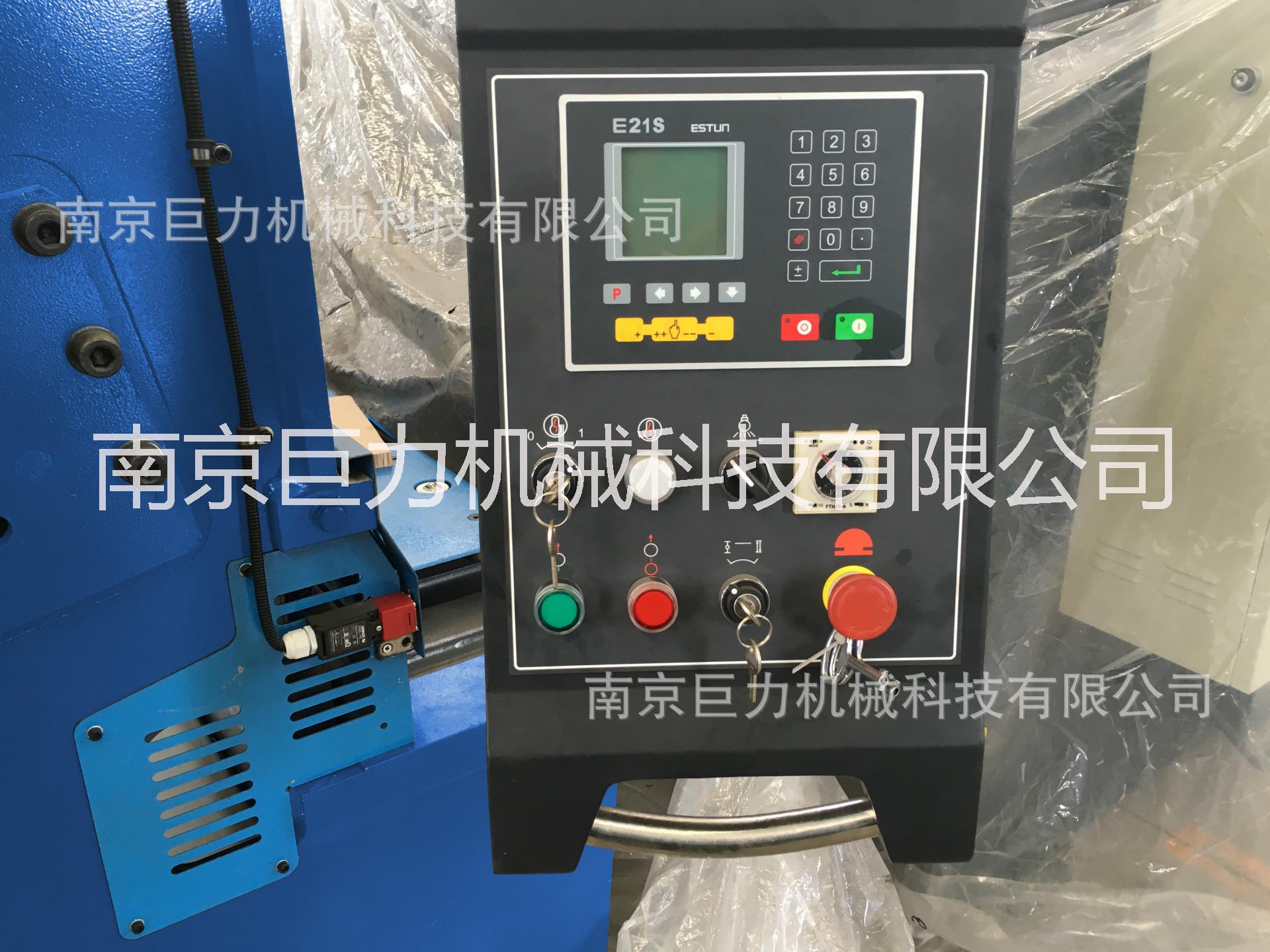 【2017*報(bào)價(jià)】剪板機(jī)折彎?rùn)C(jī)廠家 江蘇小型剪板機(jī)