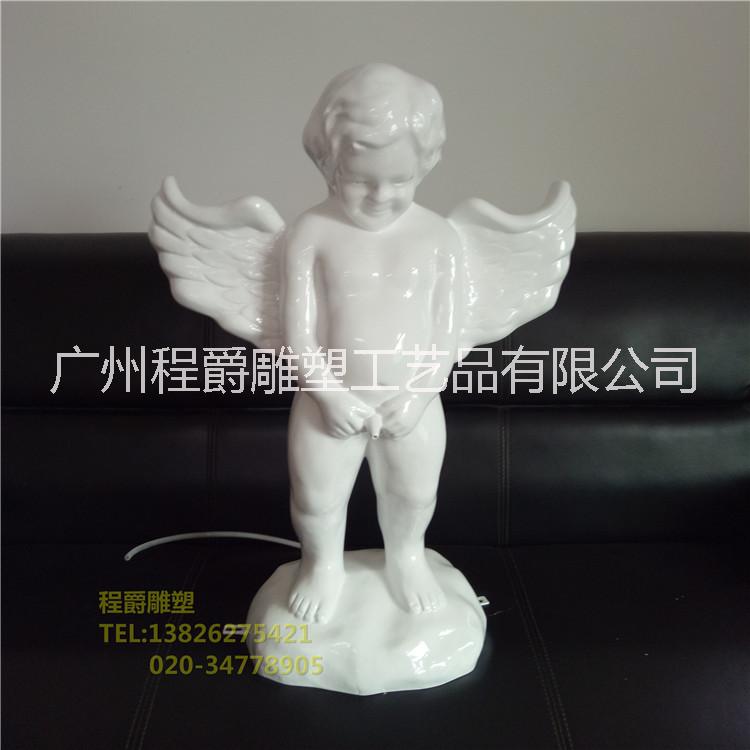 廠家供應(yīng)玻璃鋼圓雕 玻璃鋼小天使雕塑 人物雕塑 景觀擺設(shè)