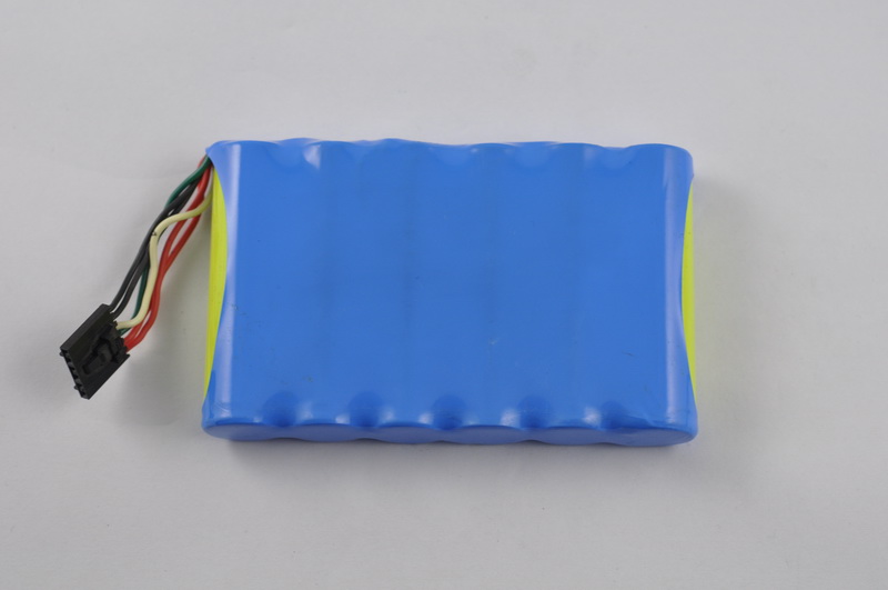 供應(yīng)7.4V2200mAH18650鋰電池組