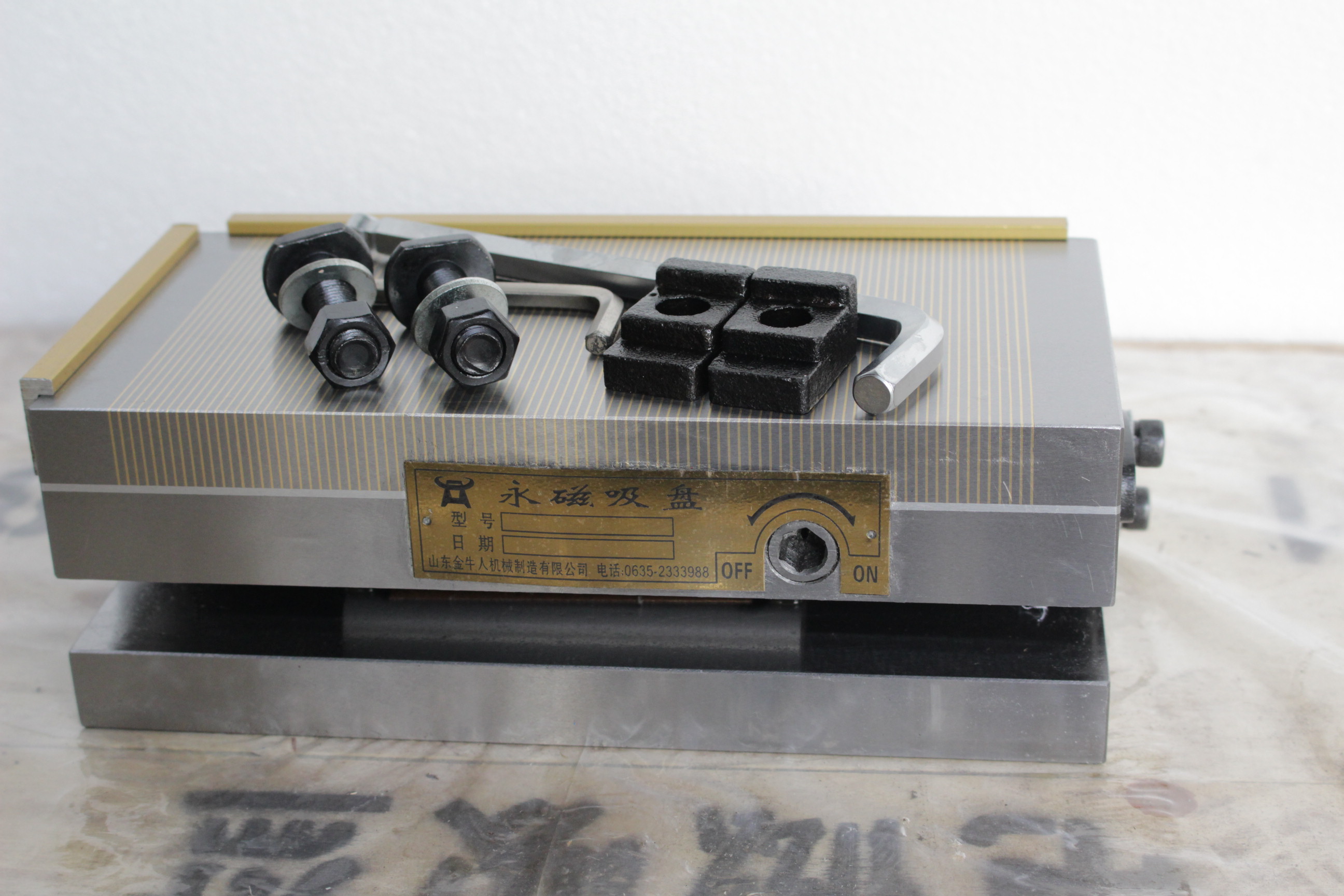 單傾永磁吸盤 單傾永磁吸盤供應(yīng) 單傾永磁吸盤生產(chǎn)廠家 單傾永磁吸盤定做