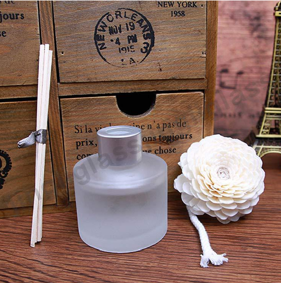 廠家供應高白料玻璃香薰瓶化妝品瓶等 120ml*香薰瓶