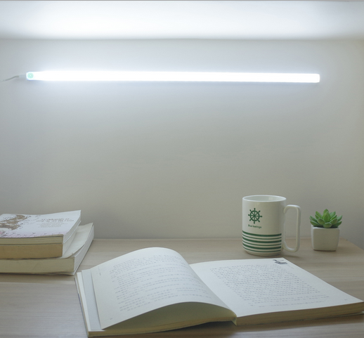 速賣通私模四擋USB充電應(yīng)急燈野營露營燈SOS求救燈 速賣通爆款四擋USB充電求救燈