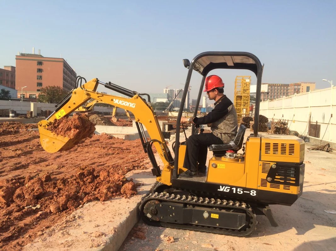 馭工挖掘機(jī)廠家全國供應(yīng)最小型橡膠