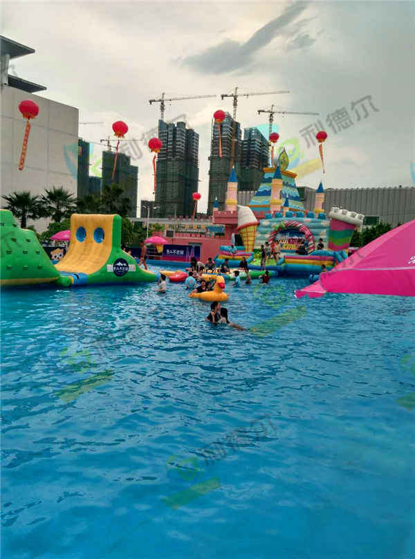 鄭州利德爾移動水上樂園的優(yōu)勢所在