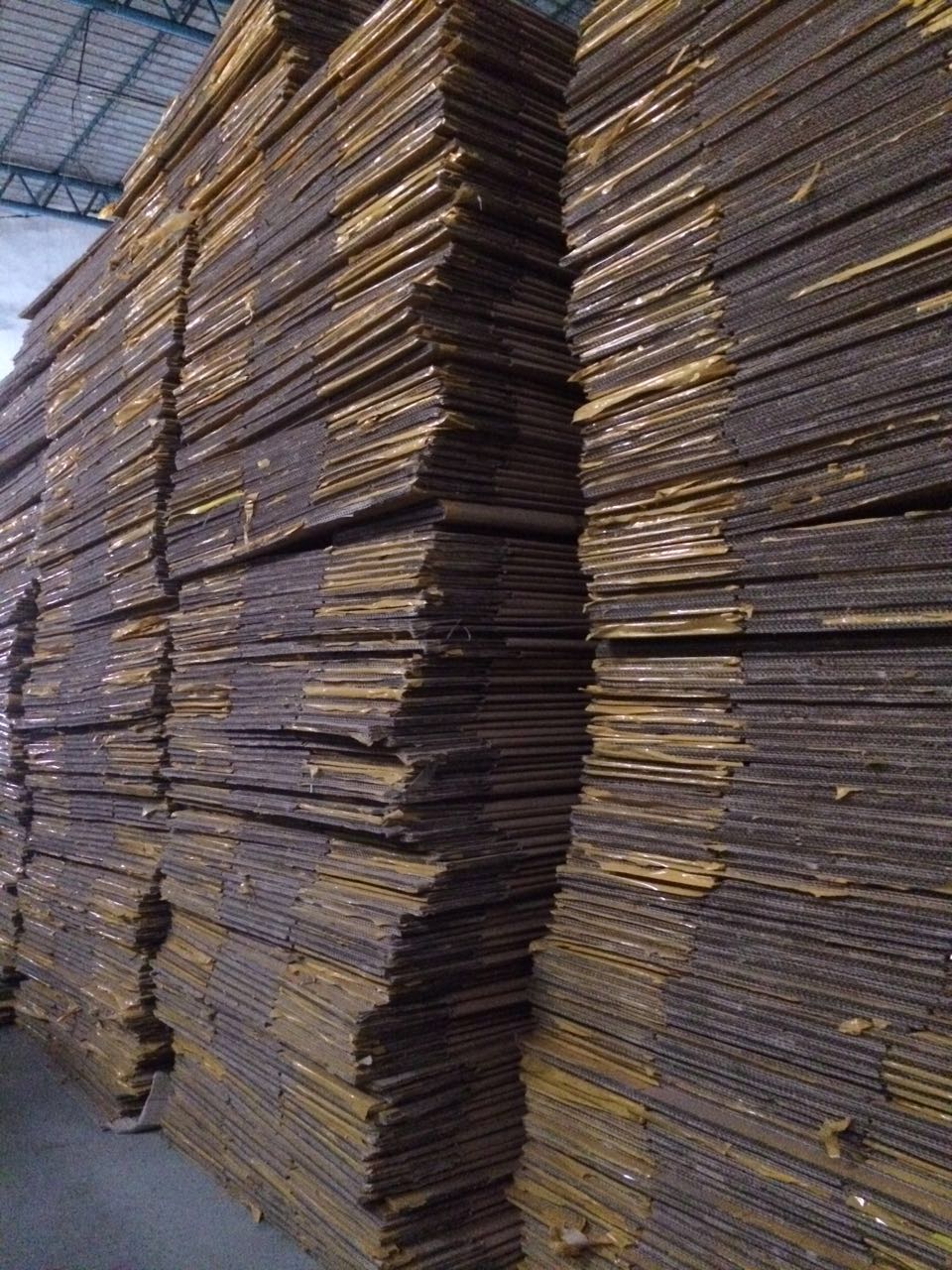 供應(yīng)中山回收各種廢紙/紙箱/報(bào)紙/書(shū)本/紙板