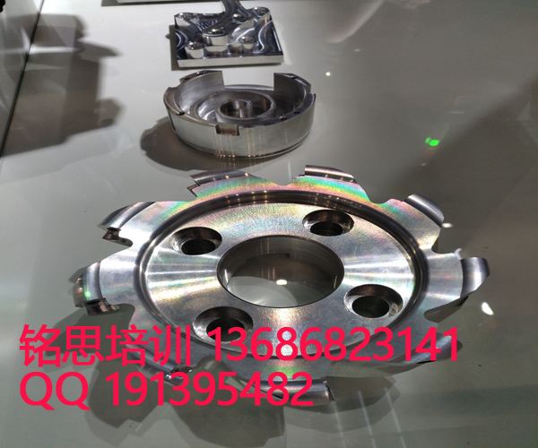 深圳數(shù)控編程培訓銘思學校UG班及mastercam班開班了，行業(yè)前景好