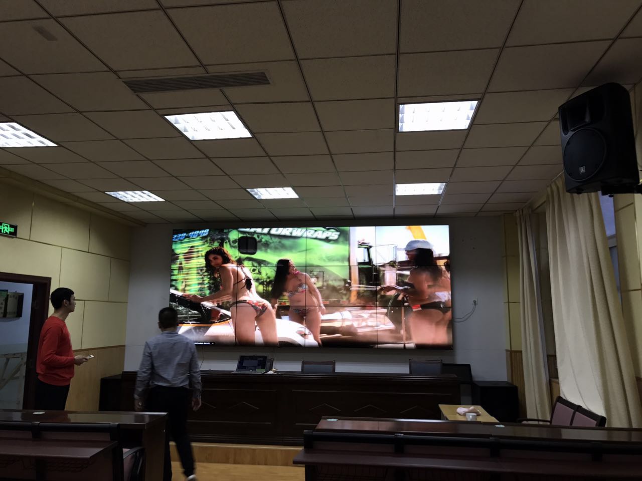 guan 廣西42寸拼接屏DID