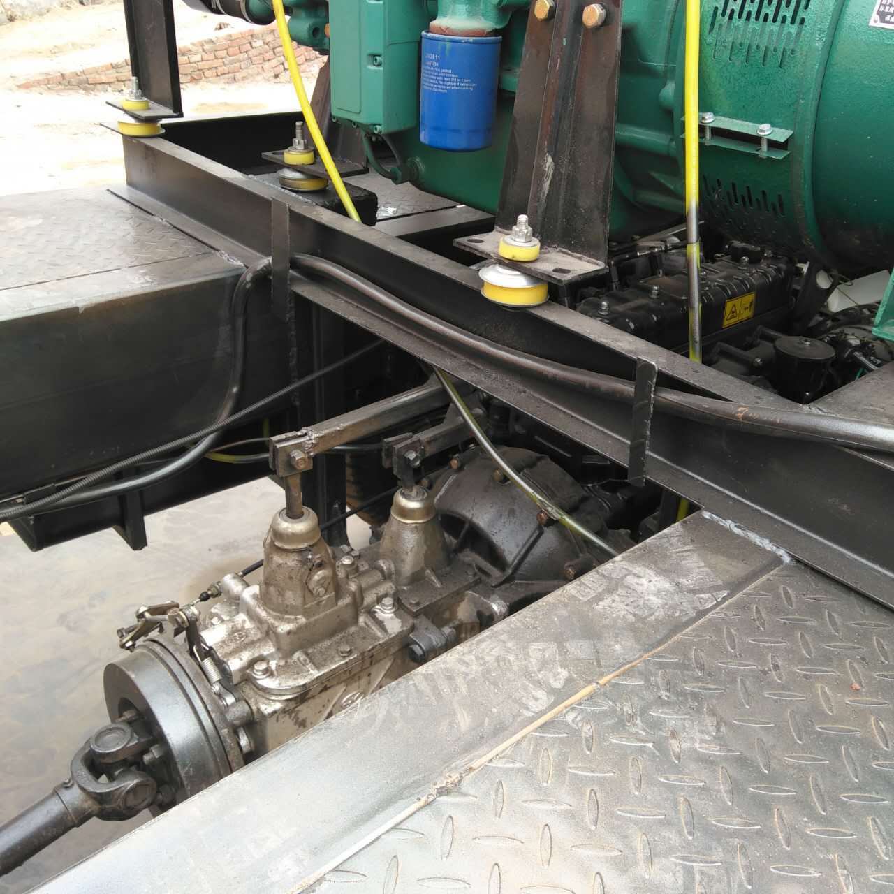 光伏電太陽(yáng)能打樁機(jī)長(zhǎng)螺旋旋挖鉆機(jī)