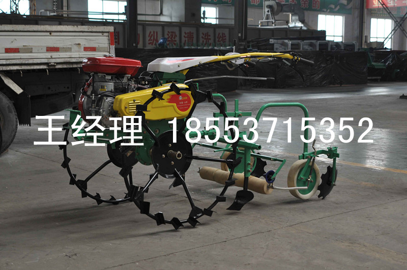 2017新款自走式覆膜機 *全新技術 自走式地膜機