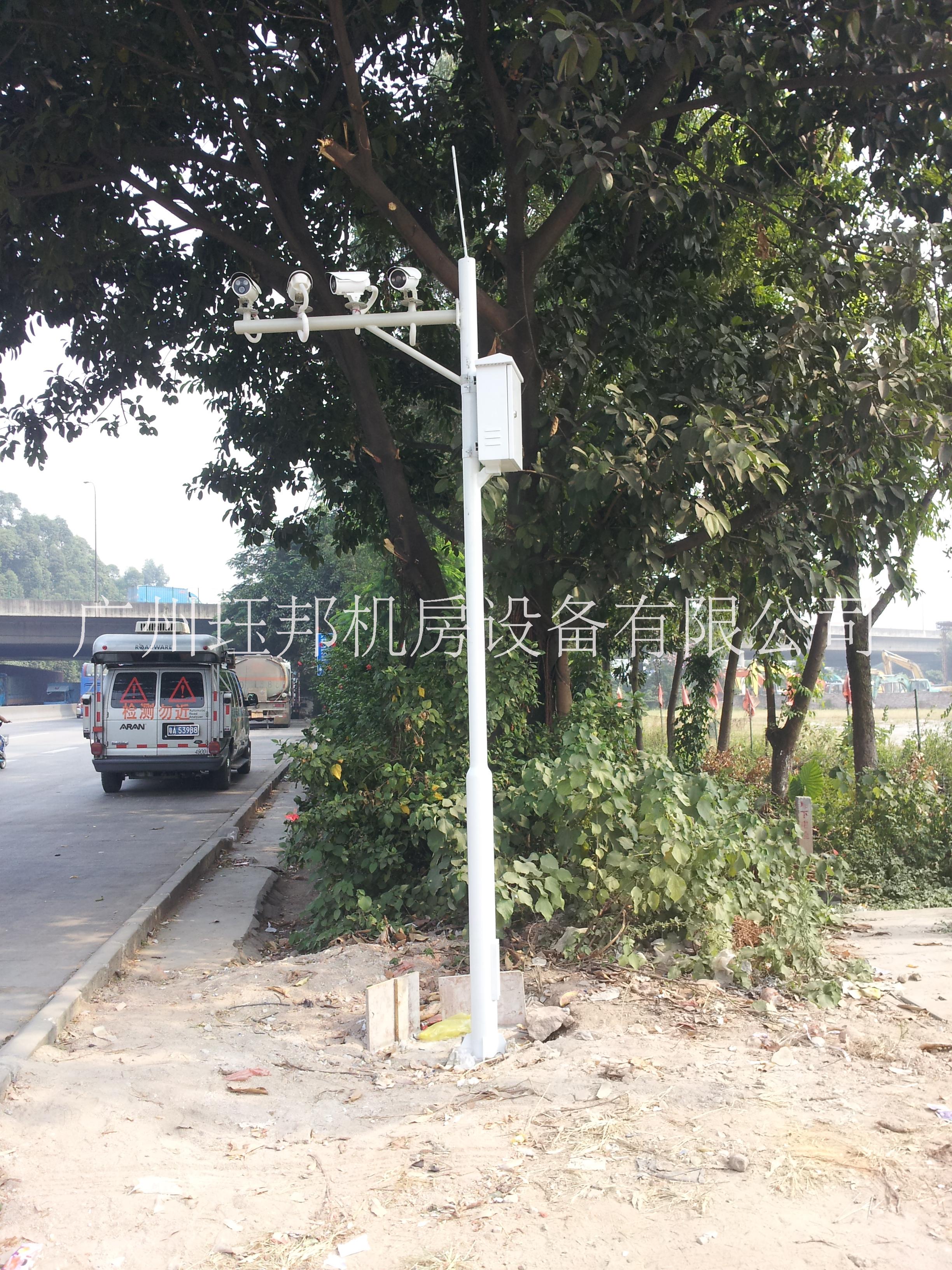 監(jiān)控立桿