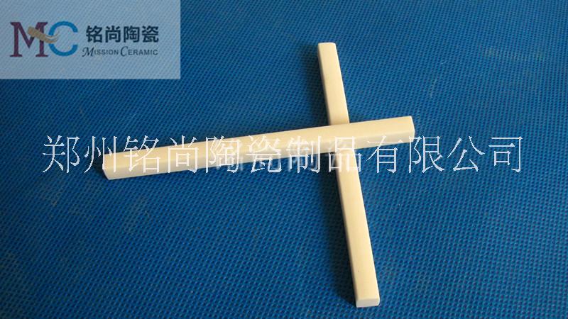 供應(yīng)優(yōu)質(zhì)95瓷99瓷氧化鋁棒