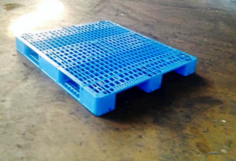 安陽(yáng)塑料托盤，安陽(yáng)叉車托盤，廠家直銷 祺博塑料托盤