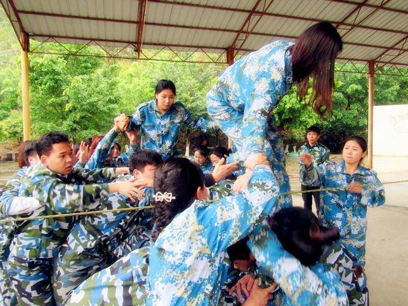 廣州酷培企業(yè)團(tuán)隊(duì)拓展訓(xùn)練機(jī)構(gòu)