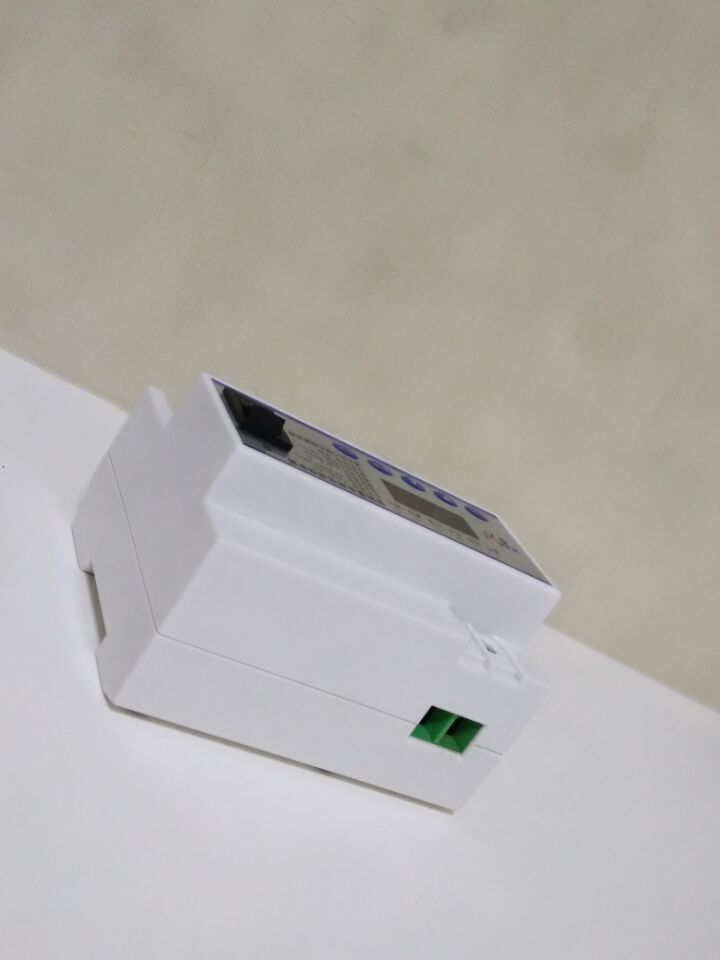 自動重合閘 光伏自動重合閘漏電保護開關(guān)，光伏自動重合閘漏電保護開