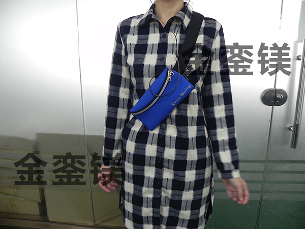 金鑾鎂運(yùn)動(dòng)腰包品牌，運(yùn)動(dòng)腰包廠家，運(yùn)動(dòng)腰包批發(fā)、定制多少錢