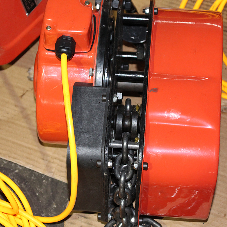 DHS環(huán)鏈電動葫蘆只需888元|河北悍象起重優(yōu)質(zhì)電動葫蘆生產(chǎn)廠家