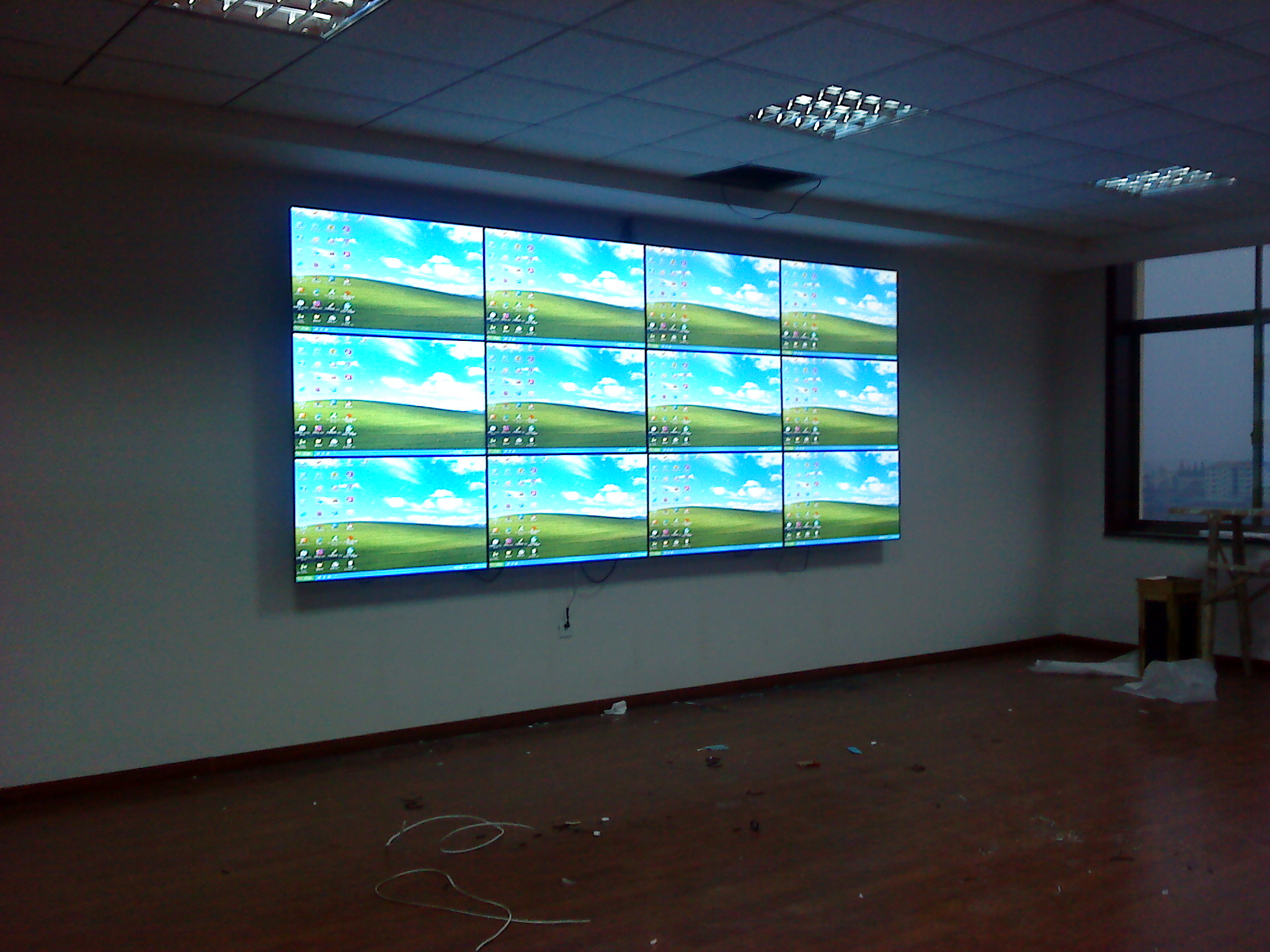 提供三星發(fā)布第二代無縫液晶拼接墻