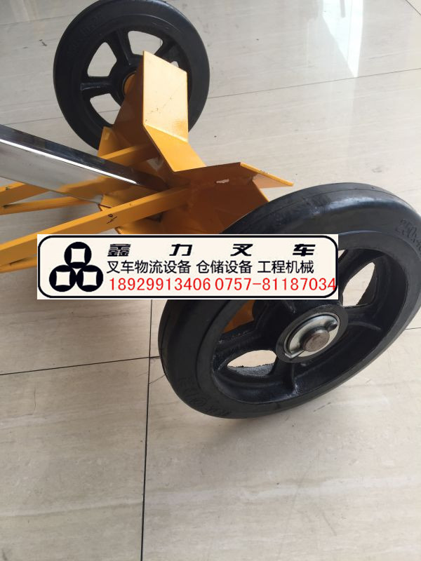 油桶手動液壓搬運車  鑫力廠家直銷 批發(fā)