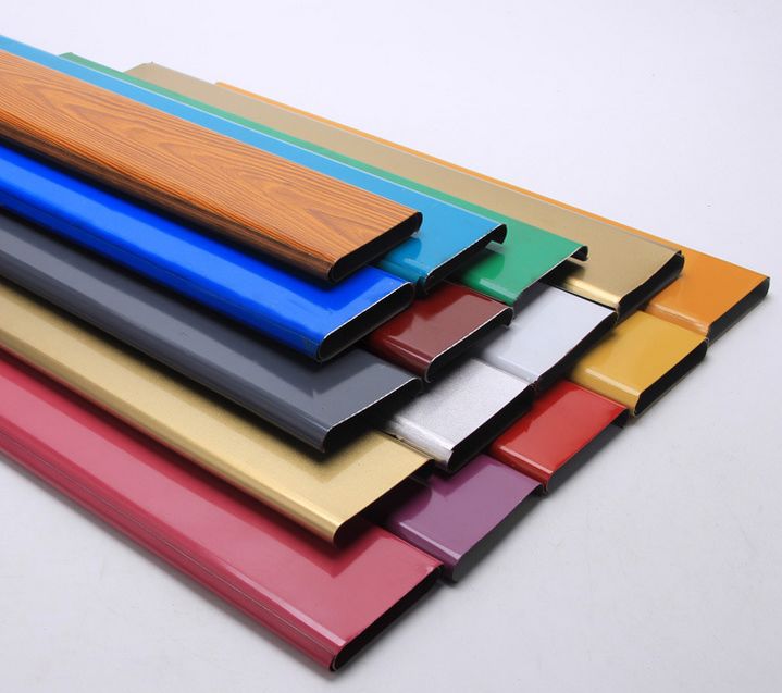 84廣告扣板機設(shè)備  專業(yè)生產(chǎn)各種型號的扣板機設(shè)備