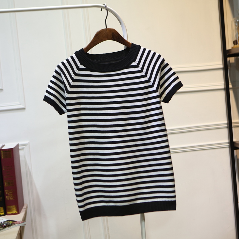 廠家?guī)齑骐s款女式韓版短袖毛衣批發(fā) 廠家?guī)齑骐s款女式毛衣