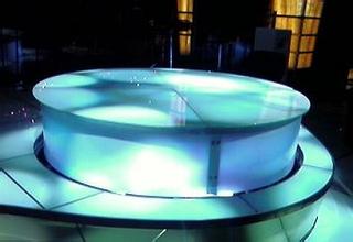 目前我們公司生產(chǎn)的SJW系列升降舞臺(tái)、旋轉(zhuǎn)舞臺(tái)、伸縮舞臺(tái)、旋轉(zhuǎn)升降舞臺(tái)等舞臺(tái)機(jī)械主要應(yīng)用于各類劇場、會(huì)展中心、電視演播廳