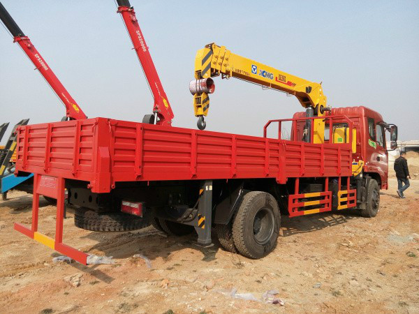 東風天錦單橋自卸隨車吊6.3噸8噸隨車吊配置 東風天錦單橋隨車吊