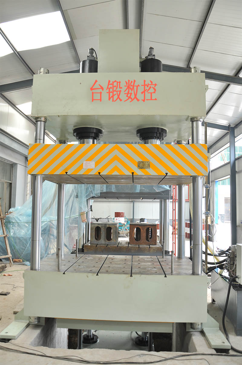 方形鐵槽200噸拉伸成型液壓機(jī)