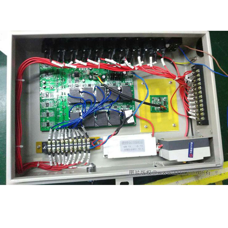 雙新分功率計費(fèi)充電站