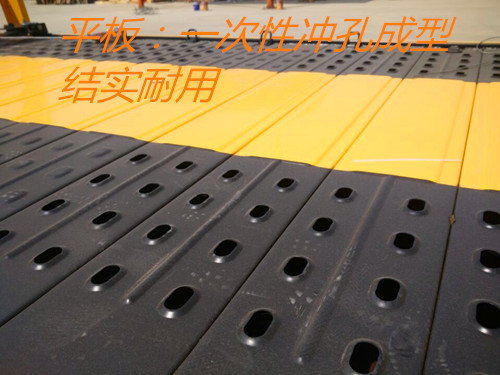 清障車(chē) 東風(fēng)1拖2清障車(chē) 東風(fēng)多利卡藍(lán)牌1拖2清障車(chē)