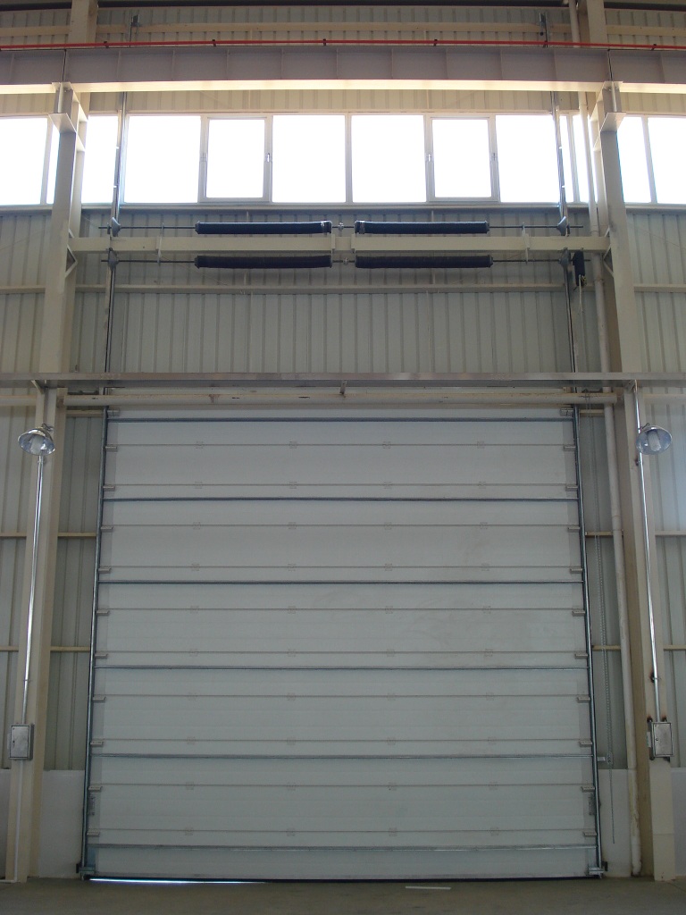 常州工業(yè)提升門價格供應工業(yè)門工業(yè)提升門廠家