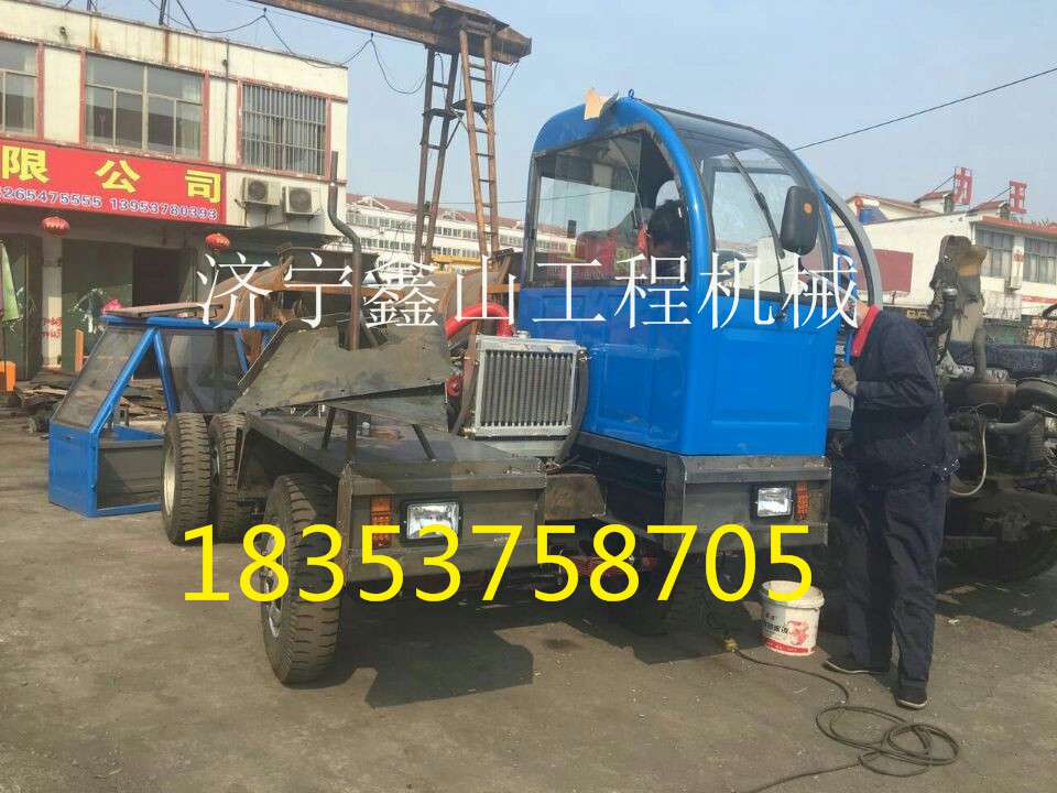 全自動清糞與運(yùn)輸一體的四不像車