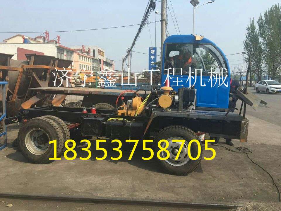 全自動清糞與運(yùn)輸一體的四不像車