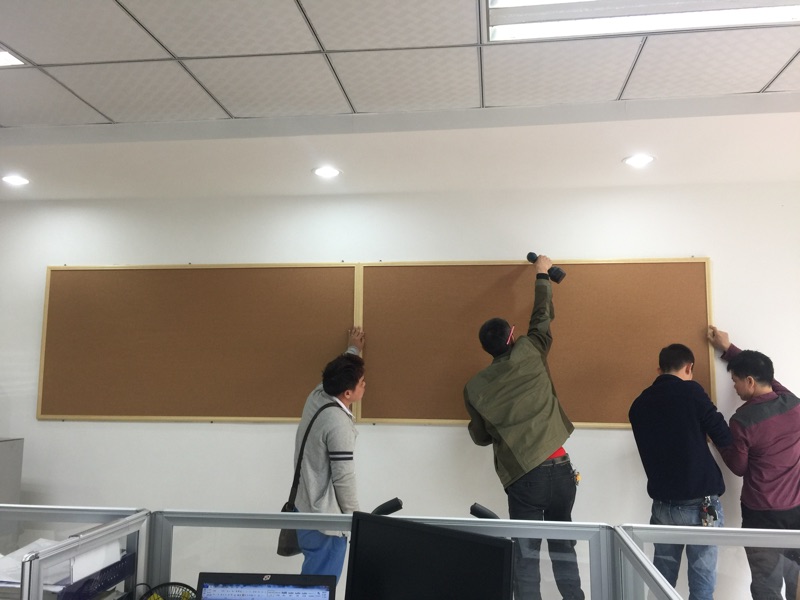 佛山耐用幼兒園軟木板T遼陽絨布軟木料T軟木板可移動掛鉤