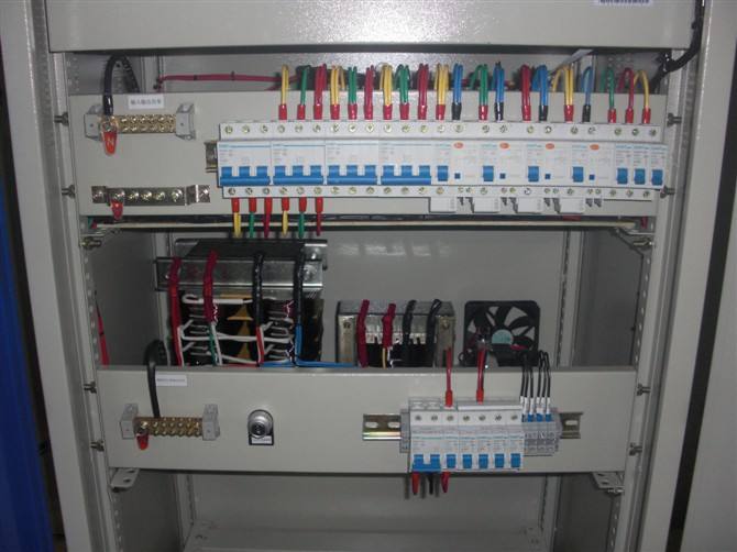 浙江溫州迪能電氣供應EPS應急電源UPS不間斷電火災監(jiān)控UPS不間斷電源EPS應急電源 UPS不間斷電源EPS應急電源
