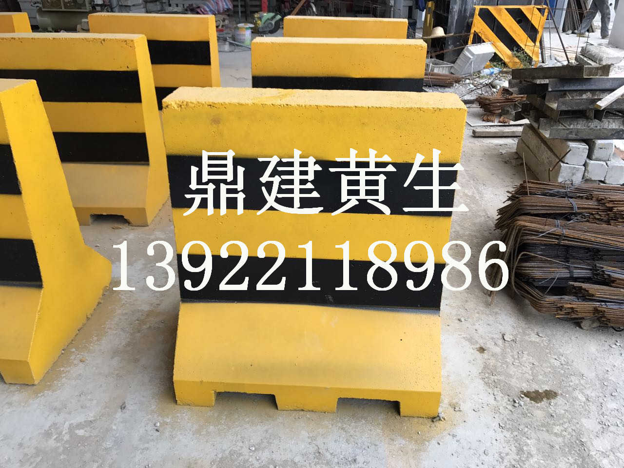 東莞水泥隔離墩實力生產(chǎn)廠家 東莞水泥隔離墩實力生產(chǎn)廠家